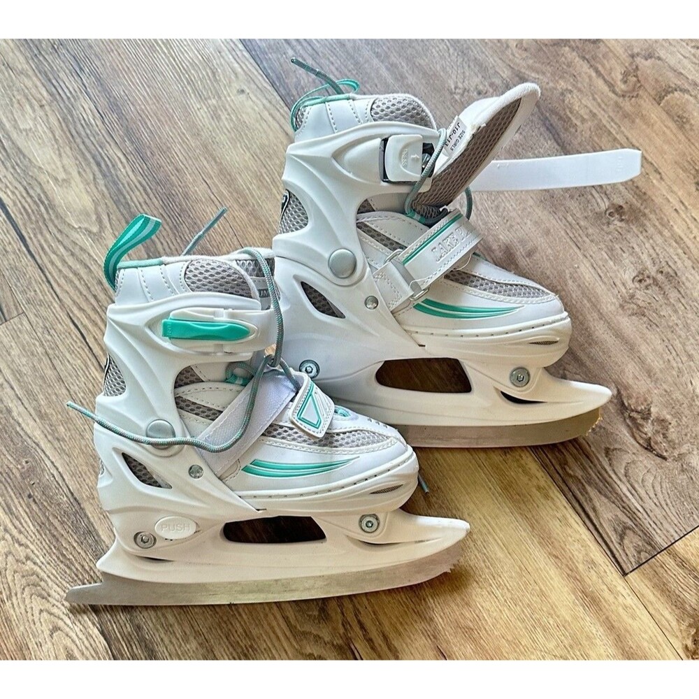 Lake Placid Summit Adjustable Ice Skates Boys Girls Kids Small J10-J13 NWOB